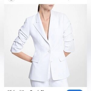 New Sirens | White Fitted Blazer